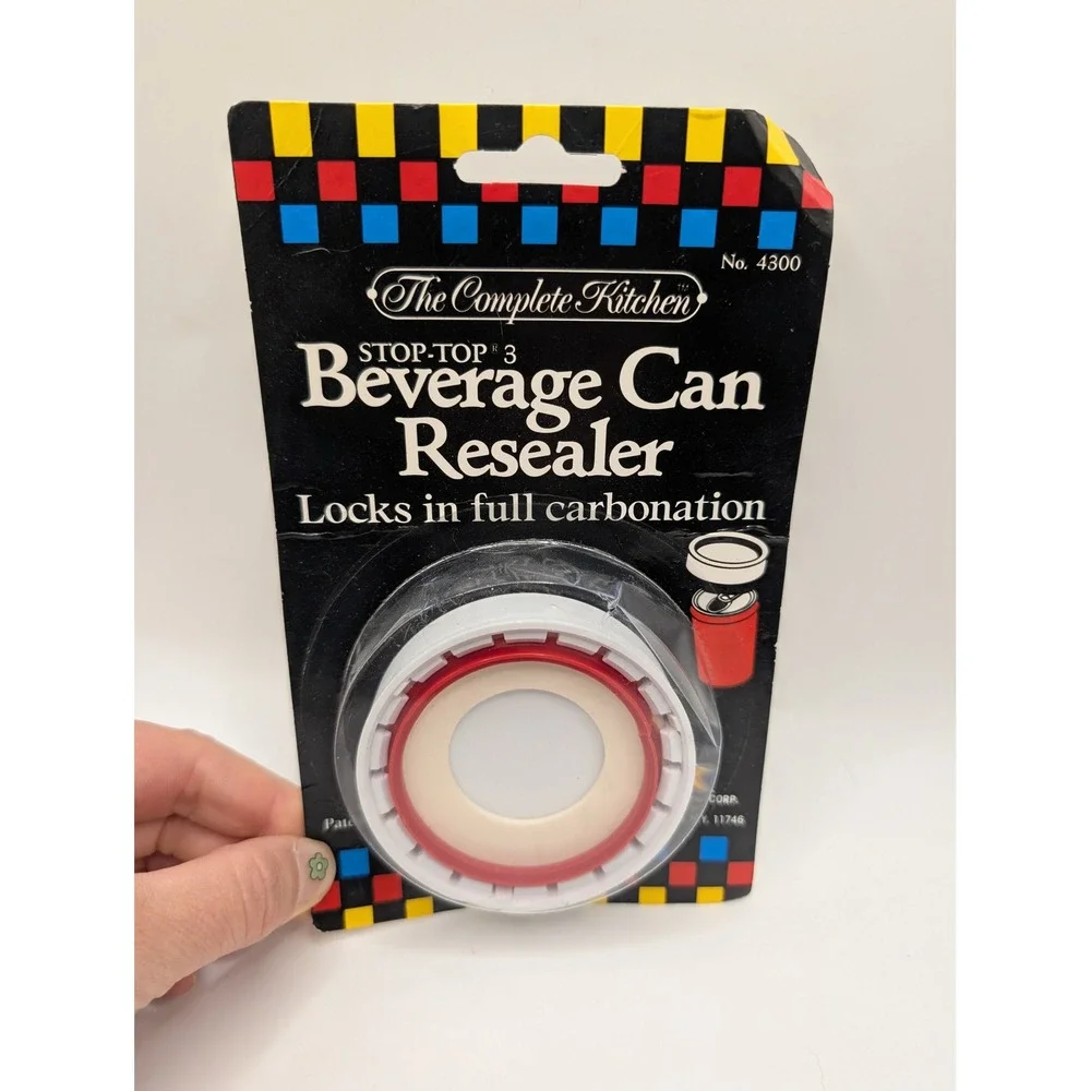 The Complete Kitchen Stop-Top 3 Beverage Can Resealer Red White No 4300 Vintage
